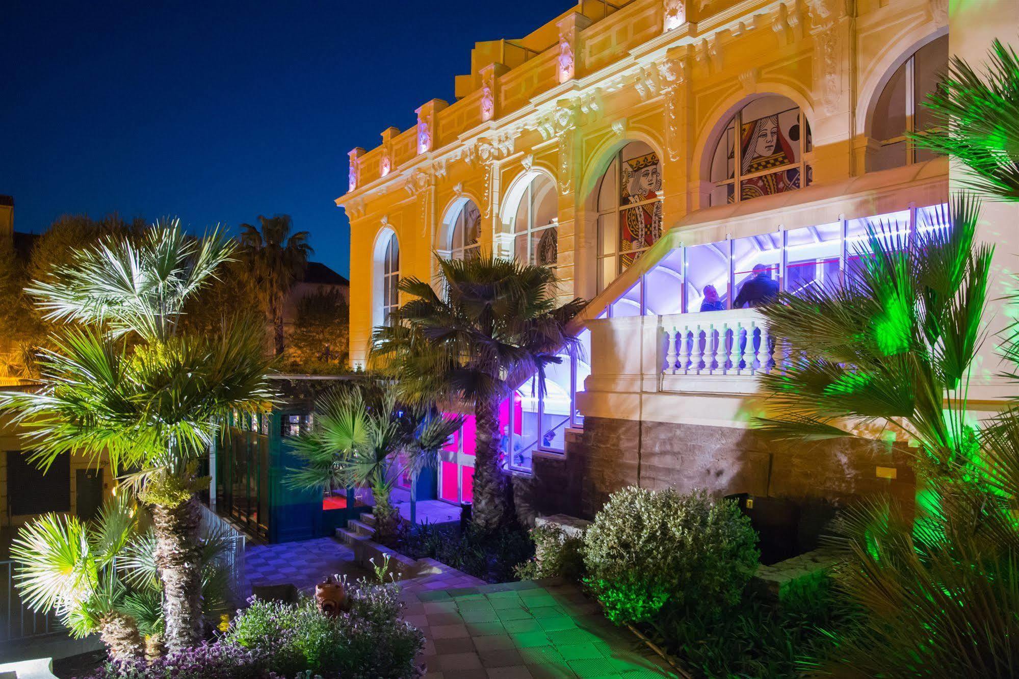 Casino Hotel Des Palmiers Hyères Exterior foto